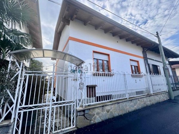 casa indipendente in vendita ad Orbassano