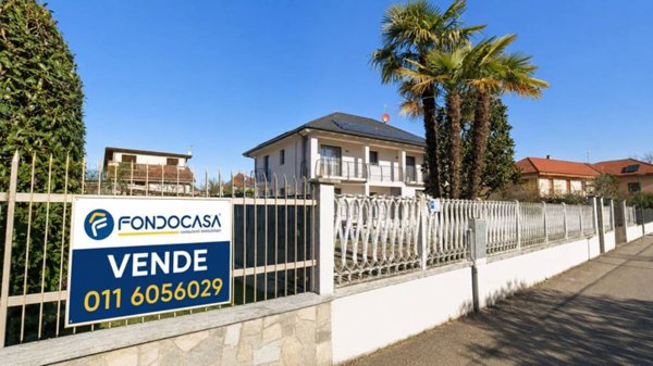 casa indipendente in vendita ad Orbassano
