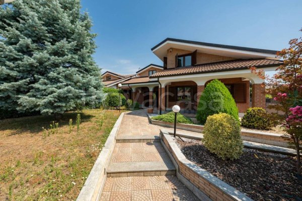 casa indipendente in vendita ad Orbassano