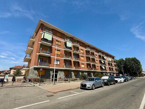 appartamento in vendita ad Orbassano