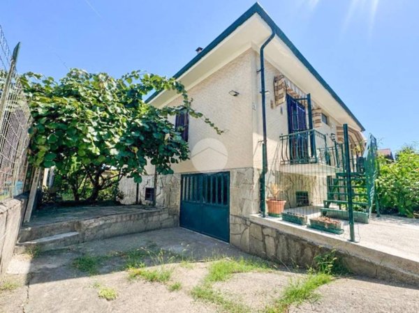 casa indipendente in vendita ad Orbassano