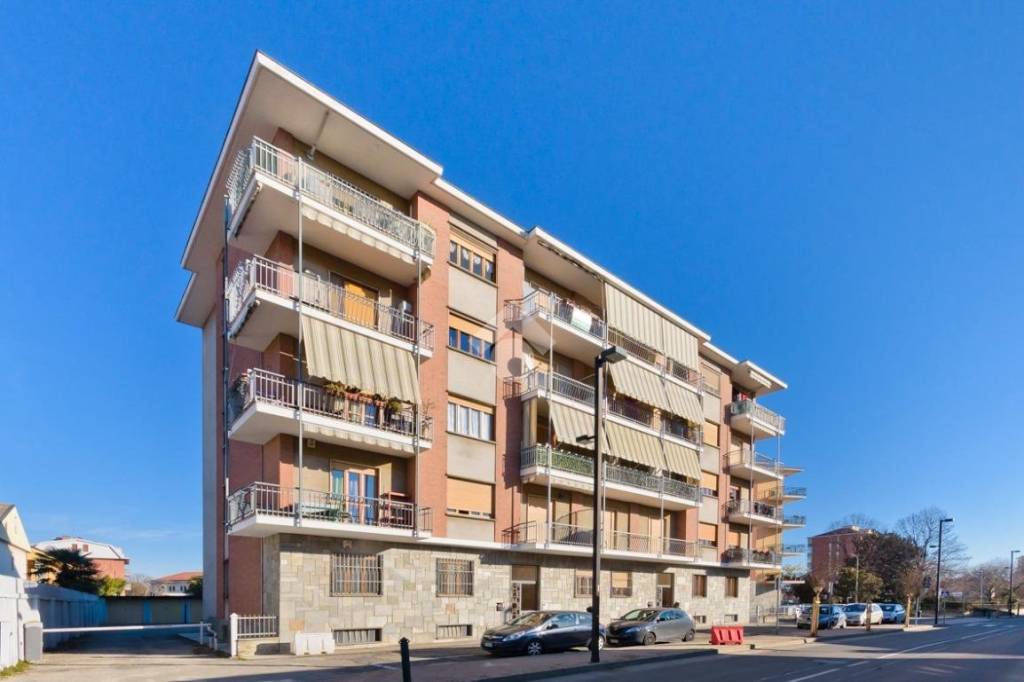 appartamento in vendita ad Orbassano
