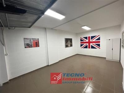 box auto in vendita ad Orbassano