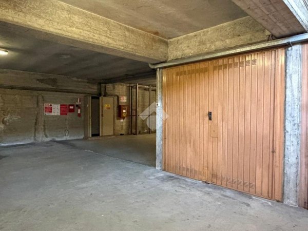 box auto in vendita ad Orbassano
