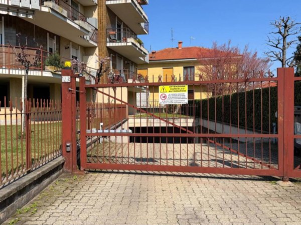 box auto in vendita ad Orbassano