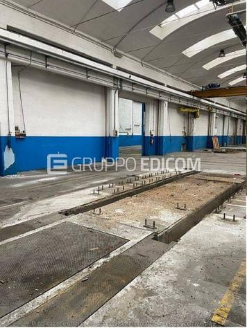 negozio in vendita ad Orbassano
