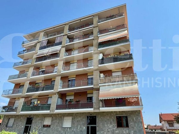 appartamento in vendita ad Orbassano in zona Tetti Valfrè