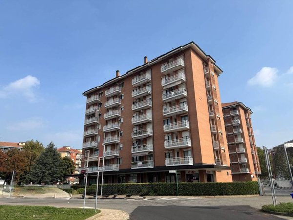 appartamento in vendita ad Orbassano
