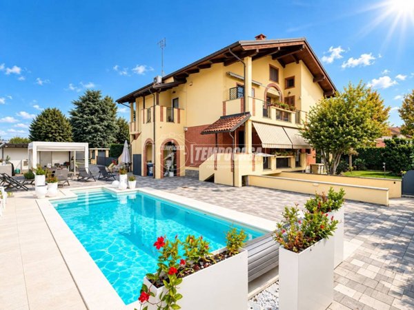 casa indipendente in vendita ad Orbassano