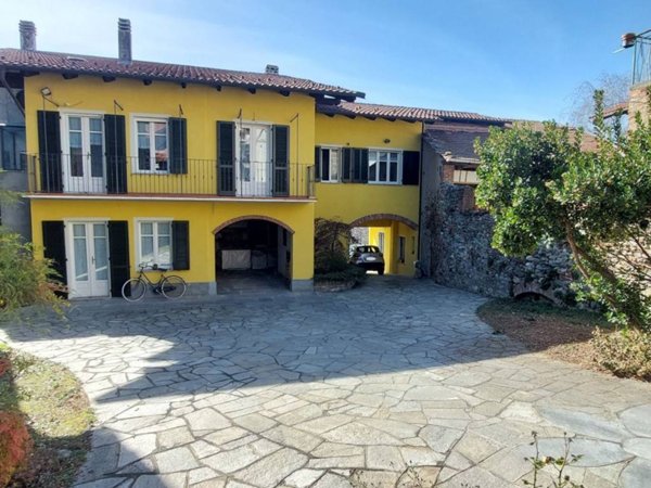 casa indipendente in vendita ad Orio Canavese