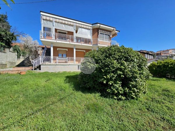 casa indipendente in vendita ad Orio Canavese