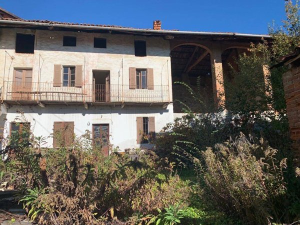 casa indipendente in vendita ad Orio Canavese