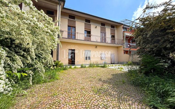 casa indipendente in vendita ad Orio Canavese