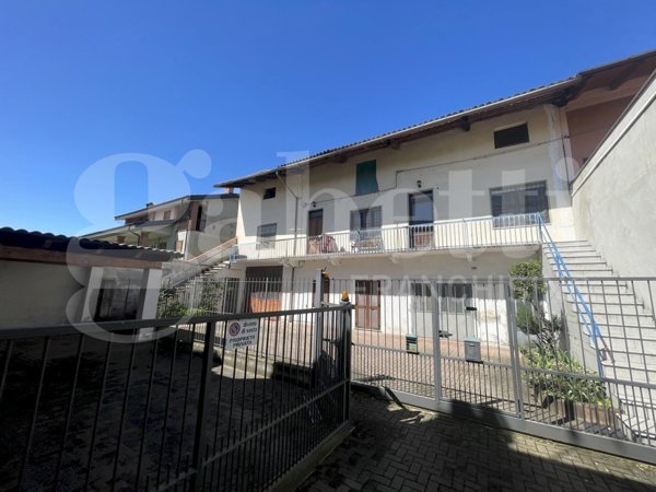 casa indipendente in vendita ad Orio Canavese