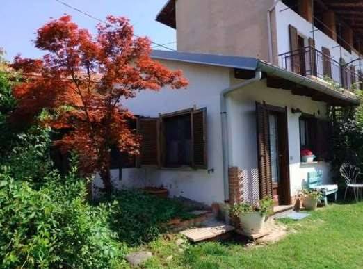 casa indipendente in vendita ad Orio Canavese