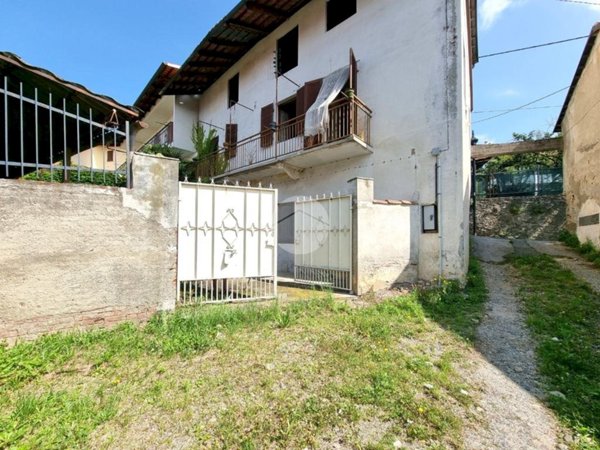 casa indipendente in vendita ad Orio Canavese
