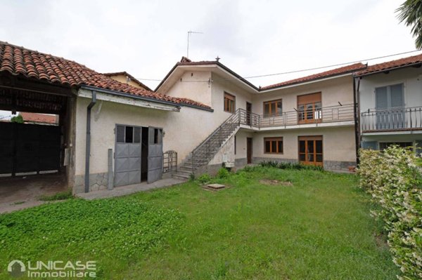 casa indipendente in vendita ad Osasco