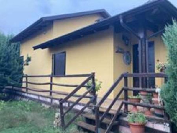 casa indipendente in vendita ad Osasio
