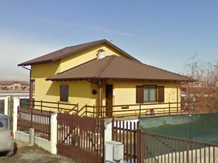 casa indipendente in vendita ad Osasio