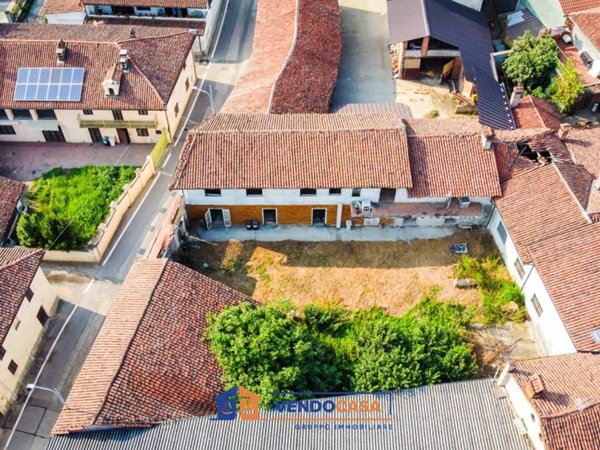 casa indipendente in vendita ad Osasio