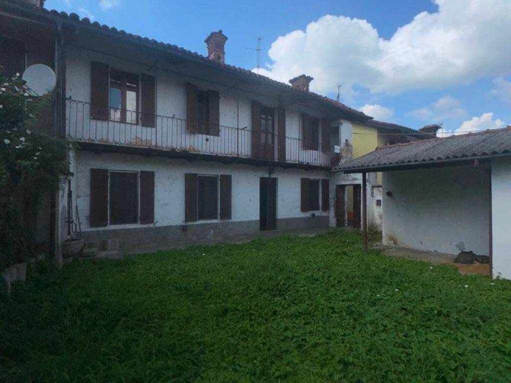 casa indipendente in vendita ad Osasio