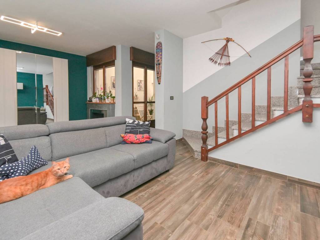 casa indipendente in vendita ad Osasio