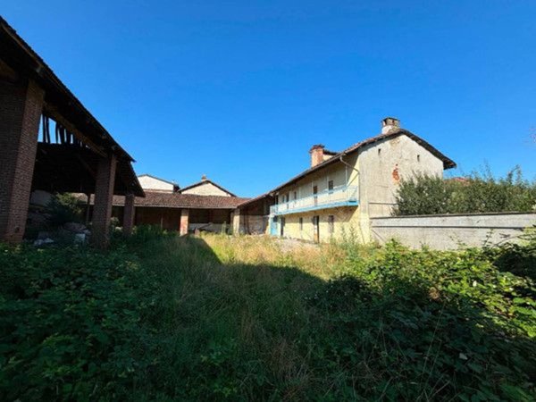 casale in vendita ad Osasio in zona Balbo