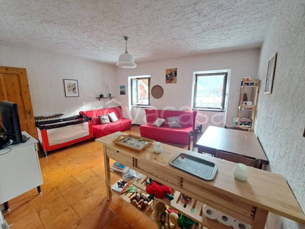 appartamento in vendita ad Oulx in zona Savoulx