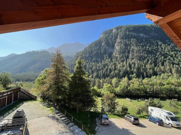 casa indipendente in vendita ad Oulx in zona Royeres