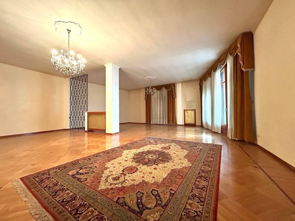 casa indipendente in vendita ad Oulx
