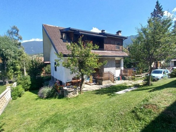 casa indipendente in vendita ad Oulx