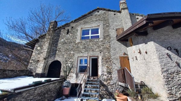 appartamento in vendita ad Oulx in zona Signols