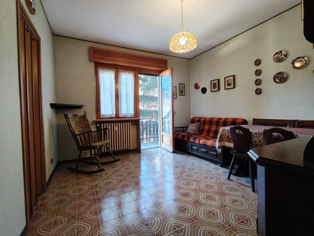 appartamento in vendita ad Oulx in zona Savoulx