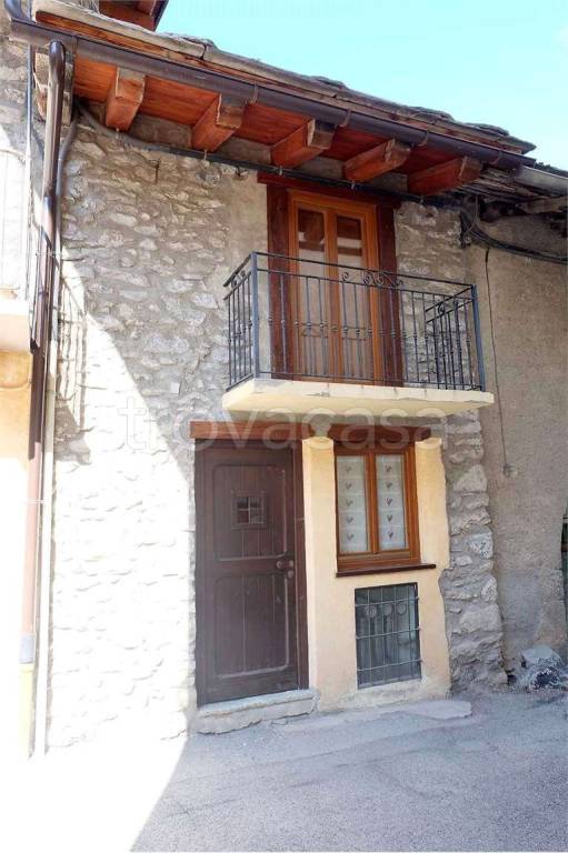 appartamento in vendita ad Oulx in zona Gad