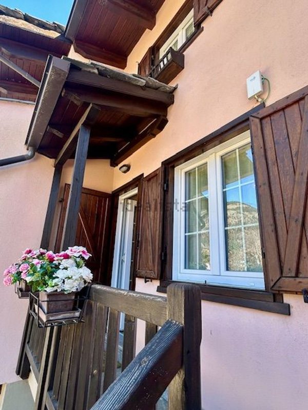 casa indipendente in vendita ad Oulx