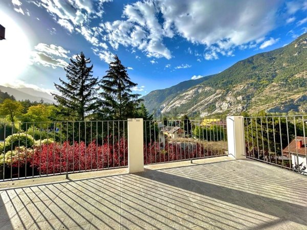 appartamento in vendita ad Oulx in zona Gad