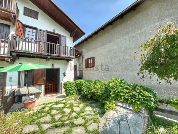 casa semindipendente in vendita ad Oulx in zona Savoulx
