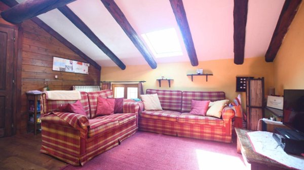 appartamento in vendita ad Oulx in zona Constans