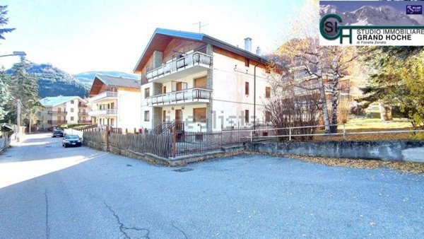 appartamento in vendita ad Oulx in zona Beaulard