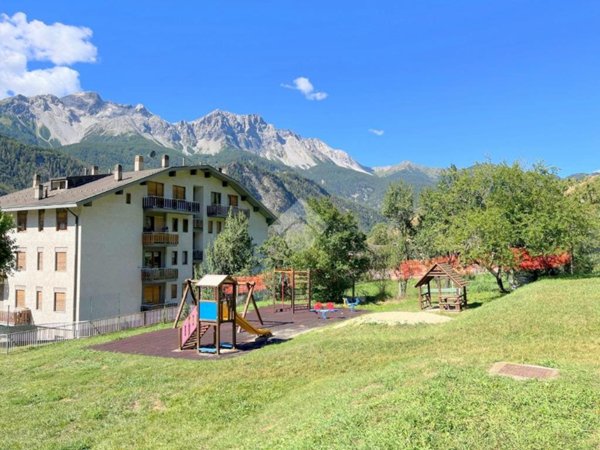 appartamento in vendita ad Oulx in zona Savoulx