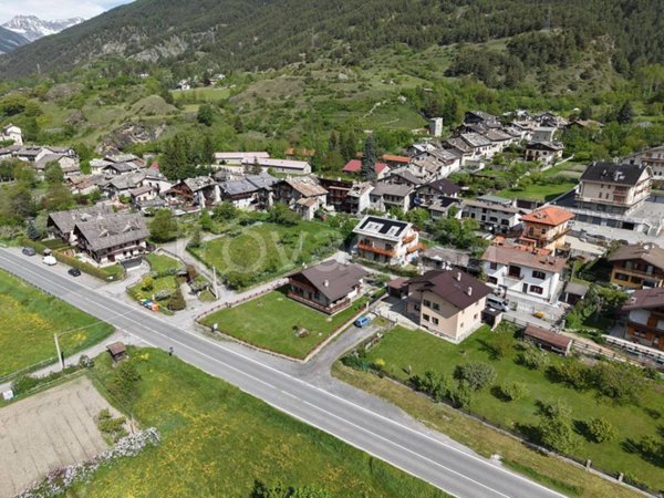 appartamento in vendita ad Oulx in zona Savoulx