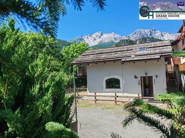 casa indipendente in vendita ad Oulx in zona Savoulx