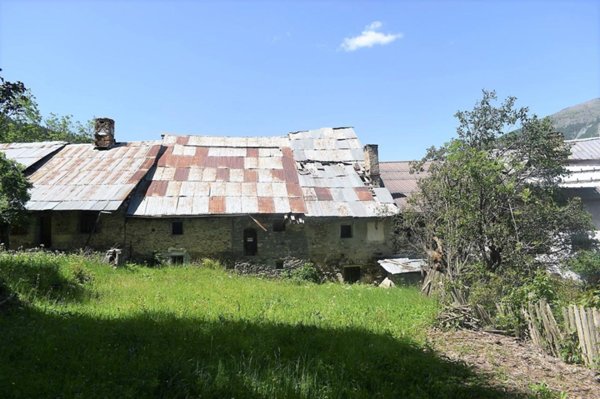 casale in vendita ad Oulx