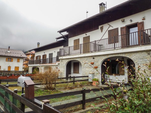 appartamento in vendita ad Oulx in zona Savoulx