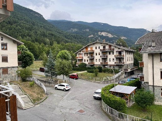 appartamento in vendita ad Oulx in zona Savoulx