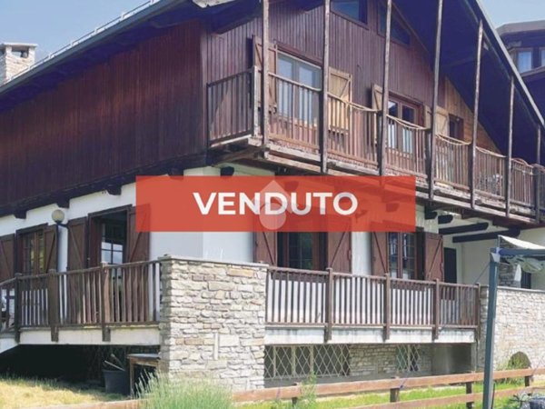 casa semindipendente in vendita ad Oulx in zona Savoulx