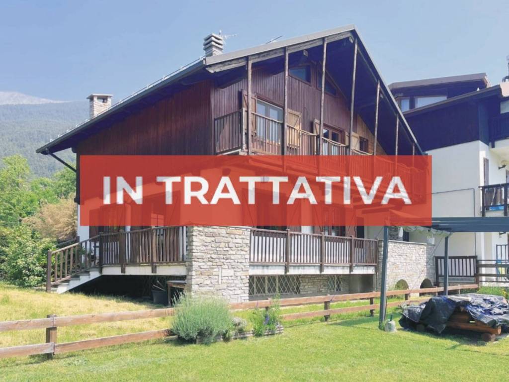 casa indipendente in vendita ad Oulx in zona Savoulx