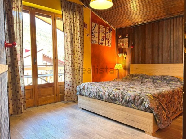 appartamento in vendita ad Oulx in zona Beaulard