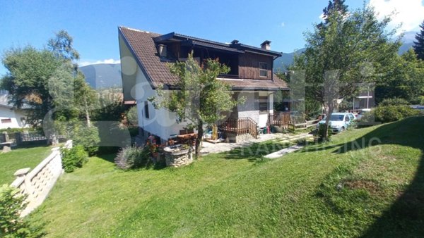 casa indipendente in vendita ad Oulx