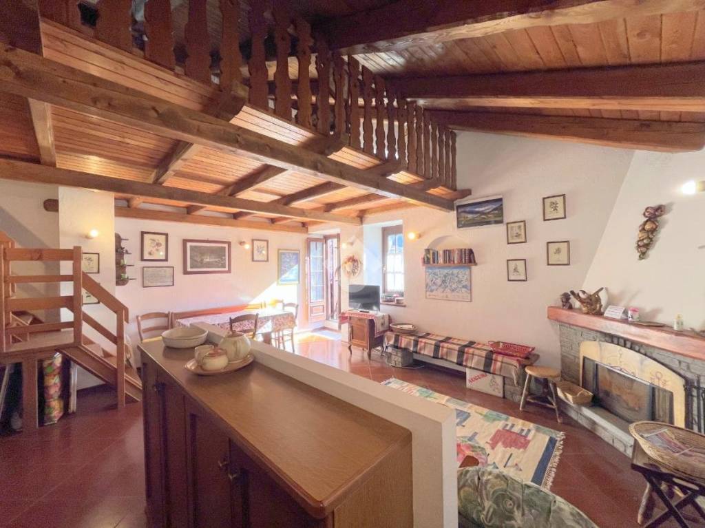 appartamento in vendita ad Oulx in zona Beaulard